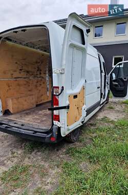 Грузовой фургон Renault Master 2017 в 