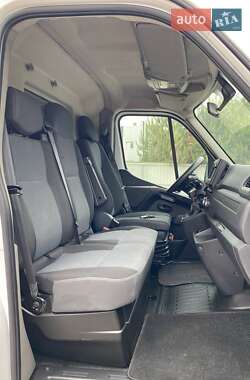 Грузовой фургон Renault Master 2020 в 