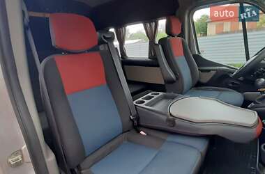 Грузопассажирский фургон Renault Master 2010 в 