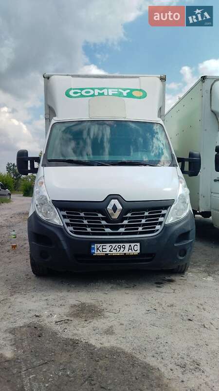 Вантажний фургон Renault Master 2015 в Дніпрі