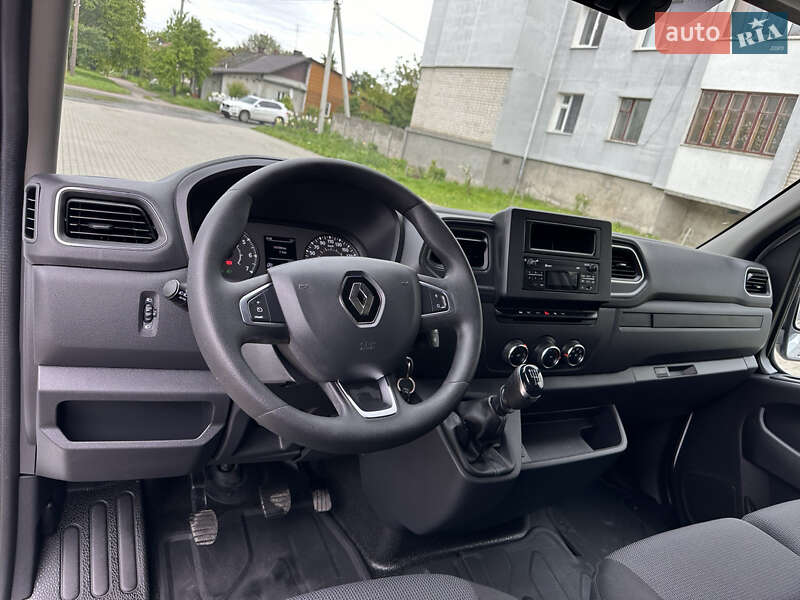 Грузовой фургон Renault Master 2020 в Дубно