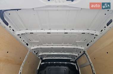Вантажний фургон Renault Master 2019 в 