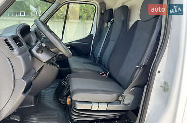 Грузовой фургон Renault Master 2021 в 