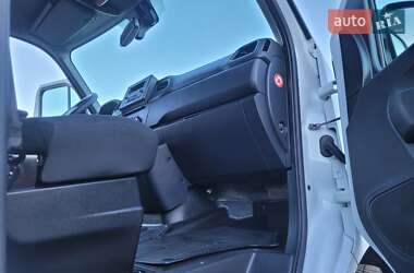 Грузовой фургон Renault Master 2021 в 