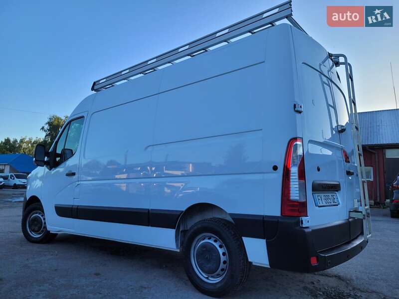 Грузовой фургон Renault Master 2021 в 