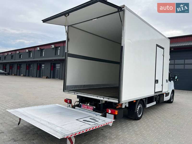 Renault Master 2021