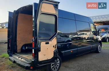 Грузовой фургон Renault Master 2017 в 
