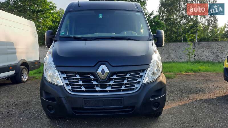 Грузовой фургон Renault Master 2017 в Ивано-Франковске