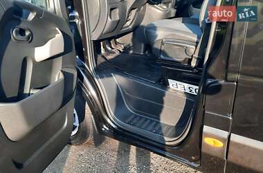 Грузовой фургон Renault Master 2017 в 