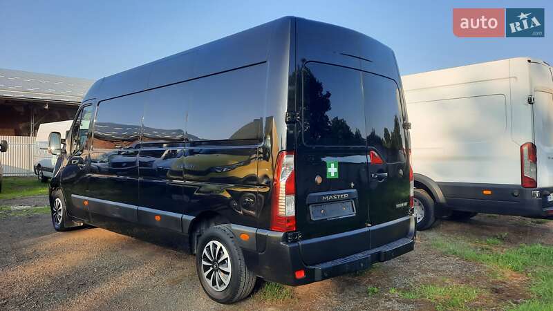 Грузовой фургон Renault Master 2017 в Ивано-Франковске