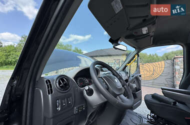 Микроавтобус Renault Master 2017 в 