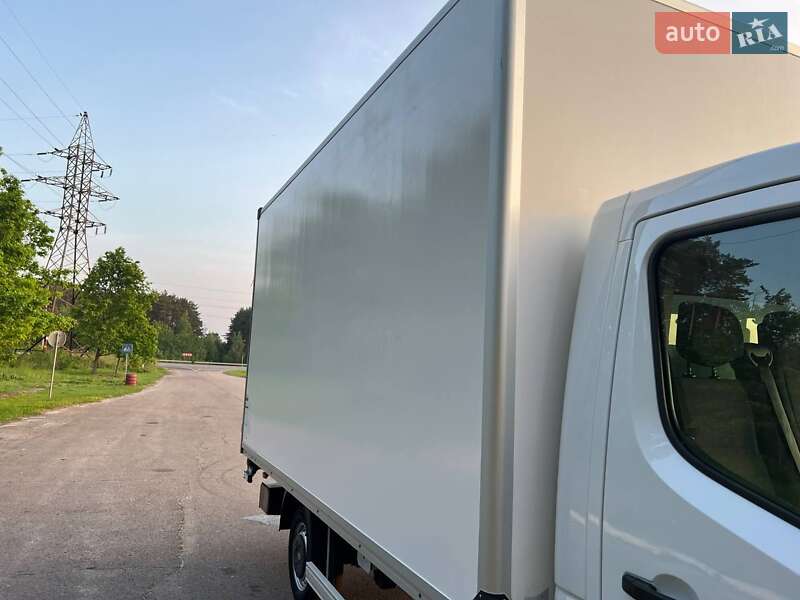 Вантажний фургон Renault Master 2021 в Києві