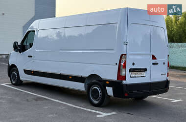 Вантажний фургон Renault Master 2022 в 