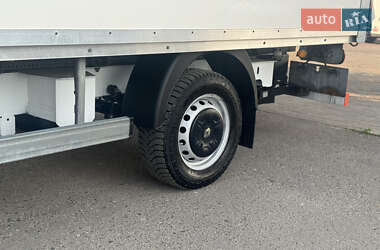 Грузовой фургон Renault Master 2020 в 