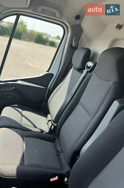 Грузовой фургон Renault Master 2021 в 