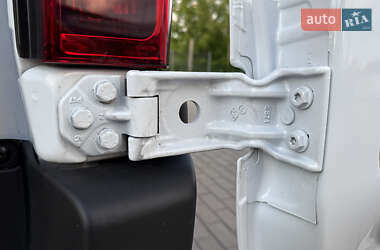 Грузовой фургон Renault Master 2021 в 