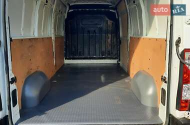 Грузовой фургон Renault Master 2016 в 