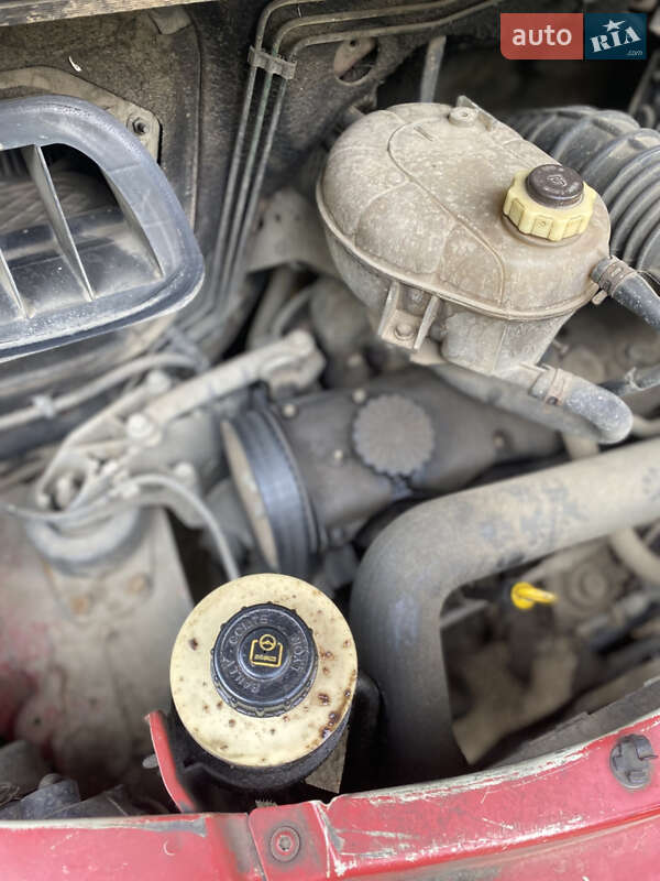 Грузовой фургон Renault Master 2000 в Дрогобыче