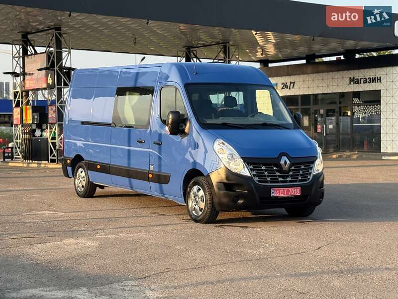 Грузопассажирский фургон Renault Master 2017 в Дубно