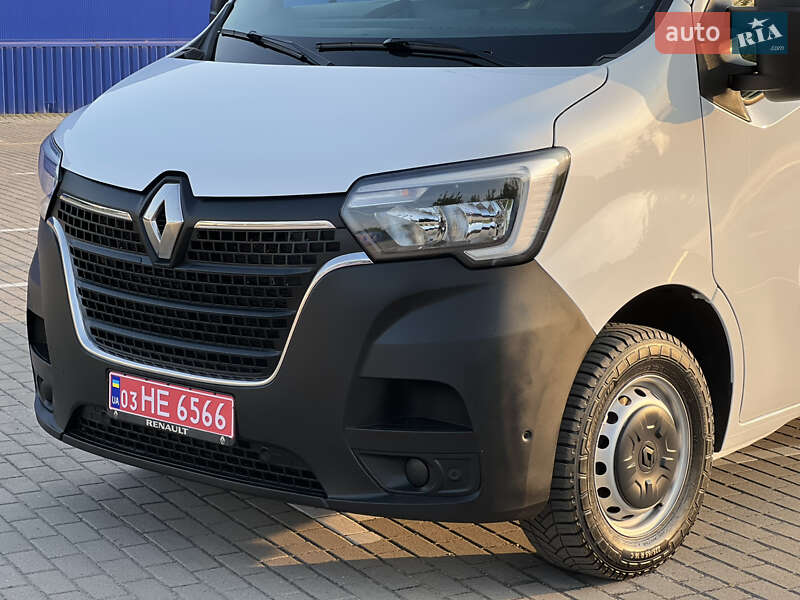 Грузовой фургон Renault Master 2022 в Дубно