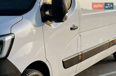 Вантажний фургон Renault Master 2022 в 