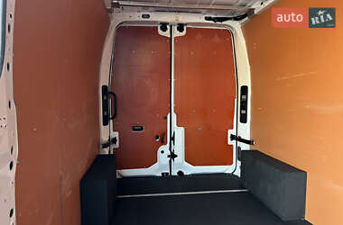 Вантажний фургон Renault Master 2022 в 