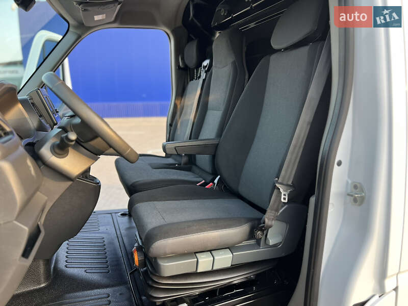 Грузовой фургон Renault Master 2022 в Дубно