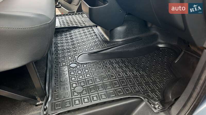 Грузовой фургон Renault Master 2015 в Ивано-Франковске