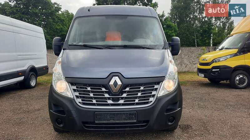 Грузовой фургон Renault Master 2015 в Ивано-Франковске