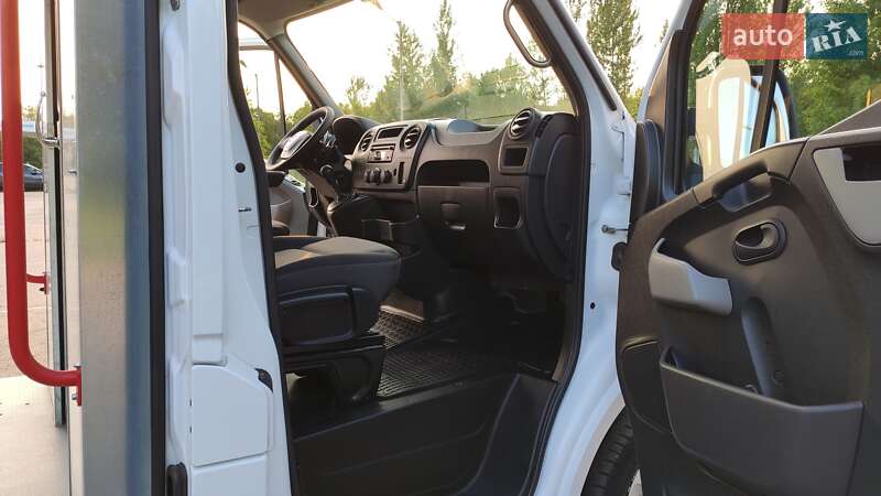 Грузовой фургон Renault Master 2017 в Бердичеве