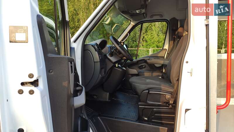 Грузовой фургон Renault Master 2017 в Бердичеве