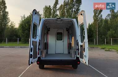 Грузовой фургон Renault Master 2017 в 