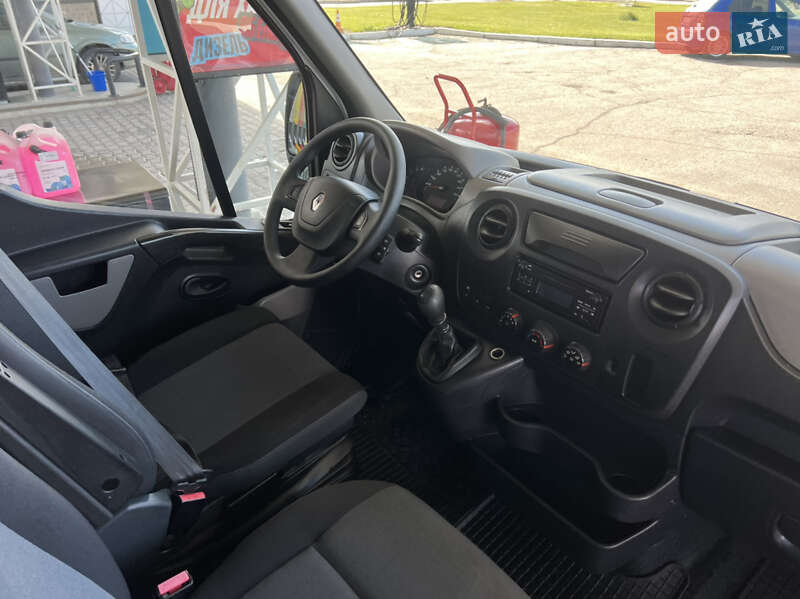 Тентований Renault Master 2016 в Дубні