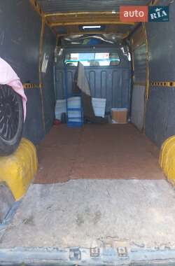 Грузовой фургон Renault Master 2006 в 
