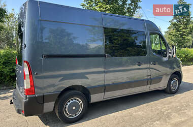 Грузопассажирский фургон Renault Master 2018 в 