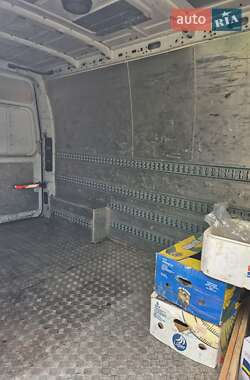 Грузовой фургон Renault Master 2015 в 