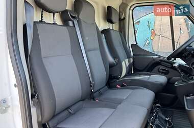 Вантажний фургон Renault Master 2021 в 