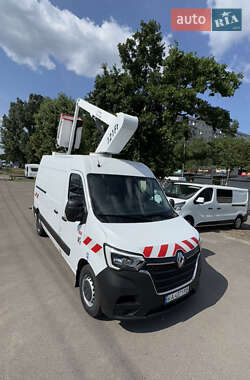 Автовышка Renault Master 2021 в 