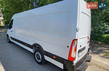 Грузовой фургон Renault Master 2015 в 