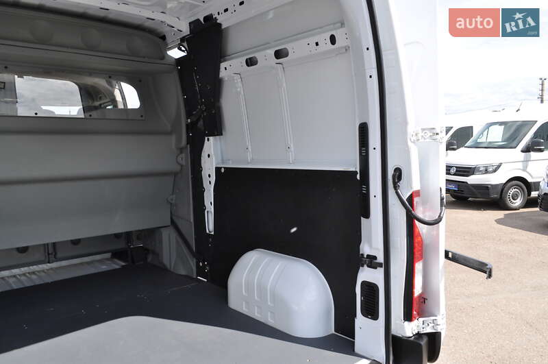 Грузопассажирский фургон Renault Master 2018 в Киеве