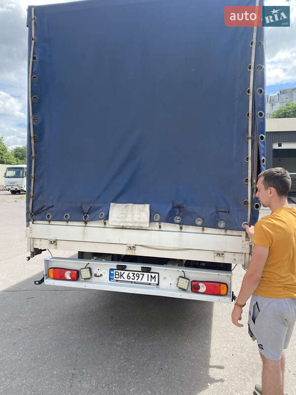 Грузовой фургон Renault Master 2017 в Ровно