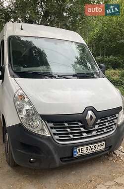 Грузовой фургон Renault Master 2016 в 