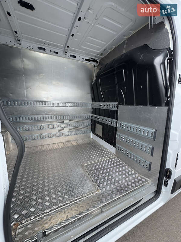 Грузовой фургон Renault Master 2021 в Киеве фото 33 Грузовой фургон Renault Master 2021 в Киеве