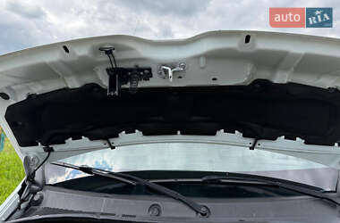 Грузовой фургон Renault Master 2019 в 