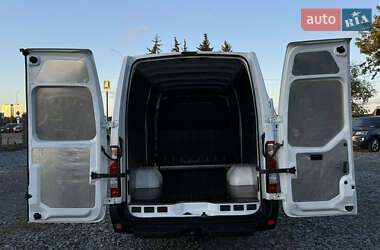 Грузовой фургон Renault Master 2018 в 