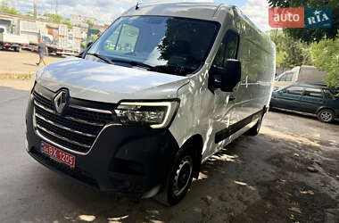 Грузовой фургон Renault Master 2020 в 