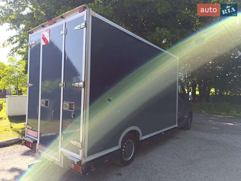Грузовой фургон Renault Master 2021 в Стрые