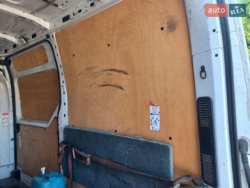 Вантажний фургон Renault Master 2010 в Києві