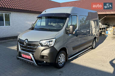 Грузовой фургон Renault Master 2020 в 
