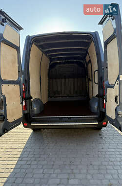 Грузовой фургон Renault Master 2020 в 